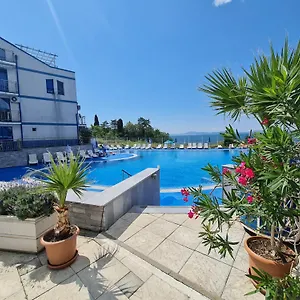 Апарт-отель Blue Bay Palace Complex, Поморие